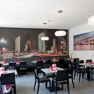Ostkreuz , Berlin Deutschland